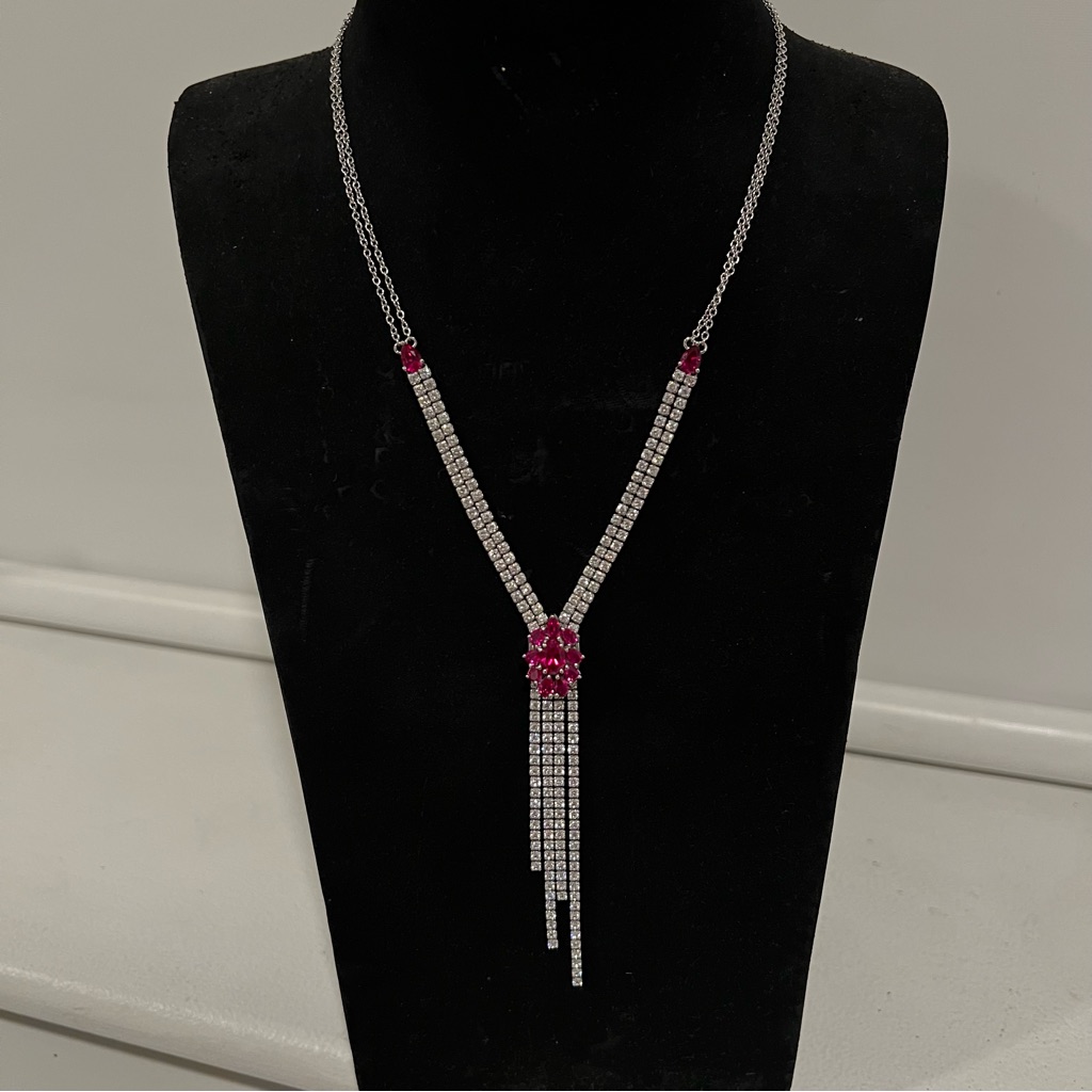 Elegant Silver And Ruby Necklace 169$